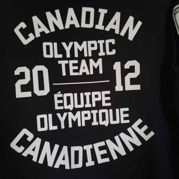 Official 2012 Canadian Olympic podium jacket, size M - Picture 1 of 9